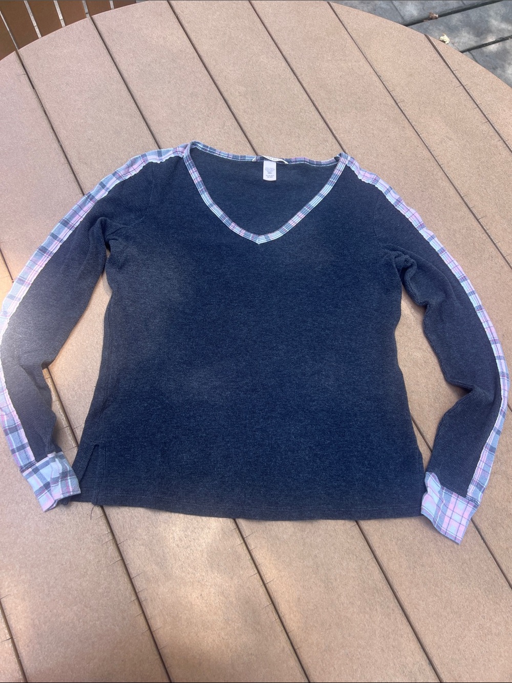 Victoria's Secret Navy V-Neck Pullover with Pink & Light Blue Plaid Trim - Picture 1 of 6
